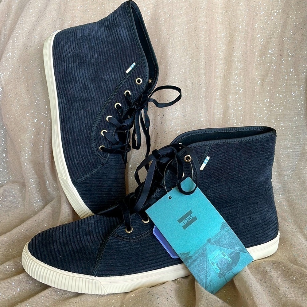 Brand New Toms Camarillo Black Corduroy Lace Up High Top Cushioned Sneakers